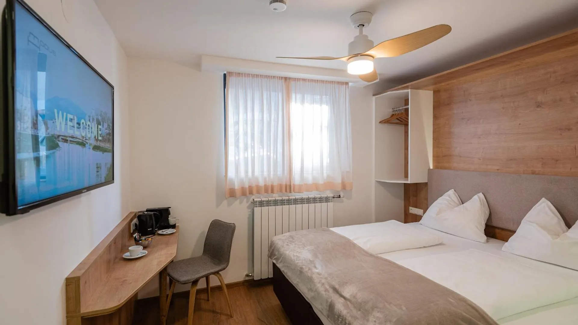 Hotel Modus Salzburgo 3*,  Áustria