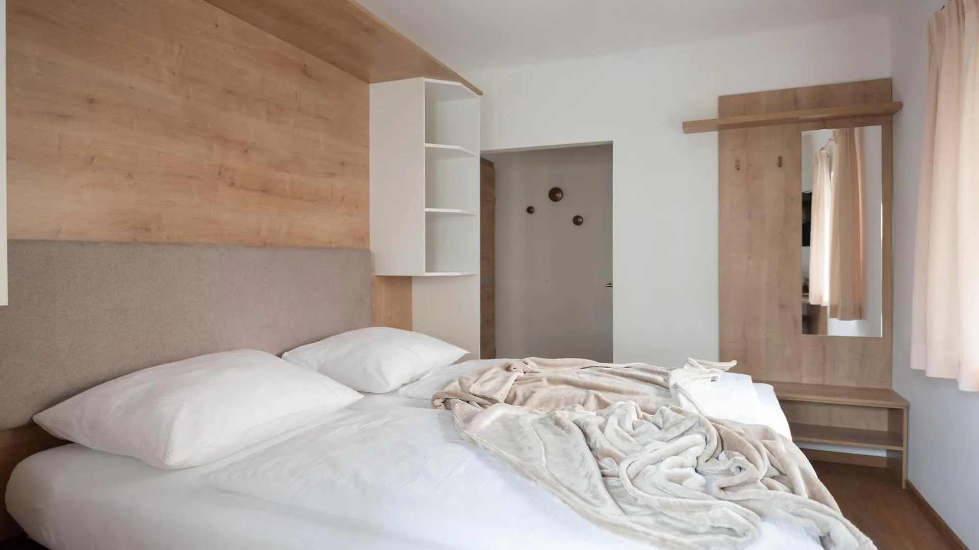 ***  Hotel Modus Salzburg Ausztria